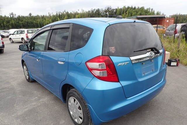 2008 Honda Fit JDM car for sale — photo 3 of 25