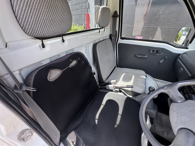 1996 Daihatsu Hijet JDM car for sale — photo 15 of 22