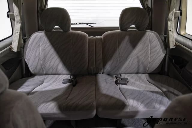 1994 Mitsubishi Delica JDM car for sale — photo 17 of 25