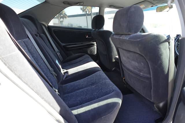 1998 Toyota Chaser JDM car for sale — photo 17 of 18