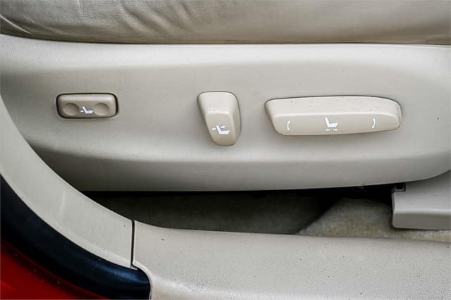 2006 Lexus Is JDM car for sale — photo 16 of 25