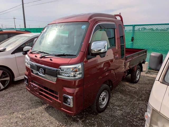 2026 Daihatsu Hijet JDM car for sale — photo 9 of 12