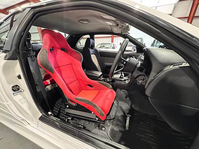 1998 Nissan Skyline JDM car for sale — photo 17 of 25