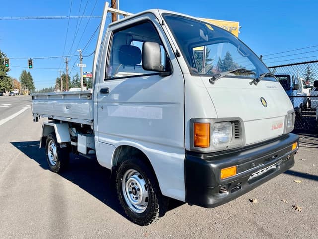 1992 Daihatsu Hijet JDM car for sale — photo 4 of 25
