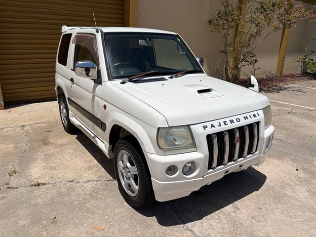 1999 Mitsubishi Pajero Mini JDM car for sale — photo 2 of 17