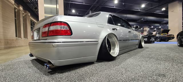 1996 Nissan Cima JDM car for sale — photo 13 of 25