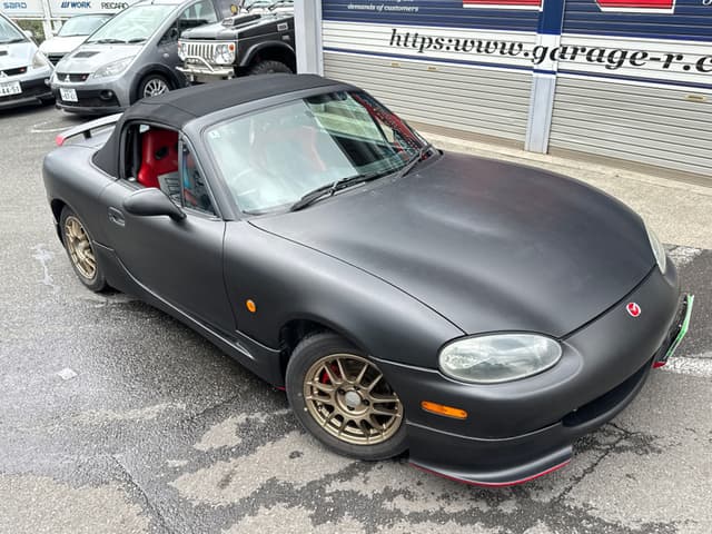 1998 Mazda Roadster (Eunos Roadster / MX-5) JDM car for sale — photo 7 of 25