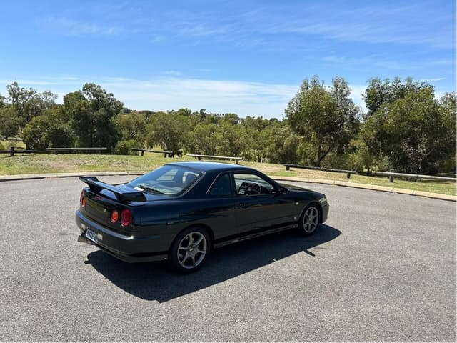 1999 Nissan Skyline JDM car for sale — photo 4 of 12