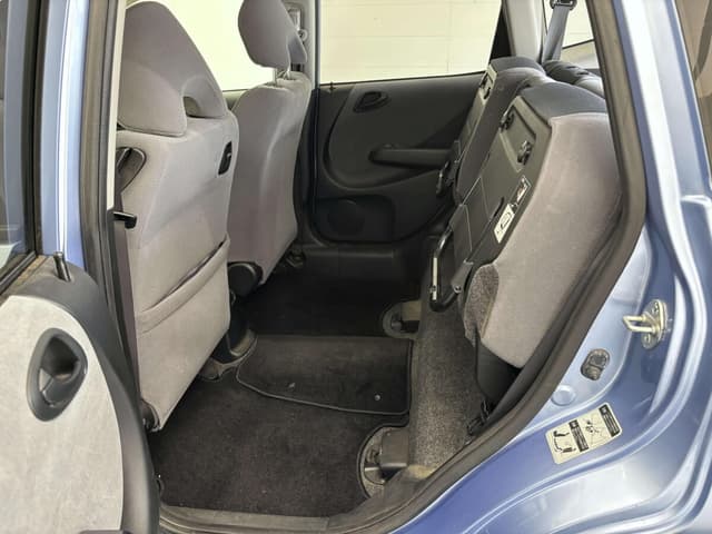 2001 Honda Fit JDM car for sale — photo 22 of 25