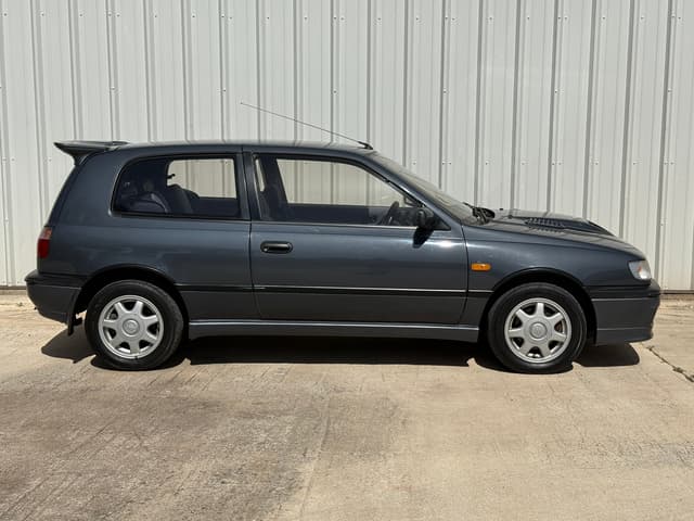 1992 Nissan Pulsar GTI-R JDM car for sale — photo 2 of 25