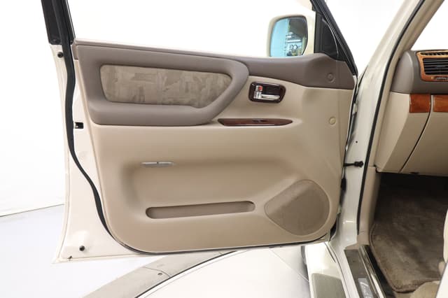 2000 Toyota Land Cruiser JDM car for sale — photo 21 of 25