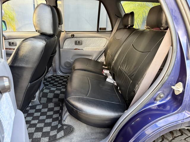 1996 Toyota Hilux Surf JDM car for sale — photo 22 of 25