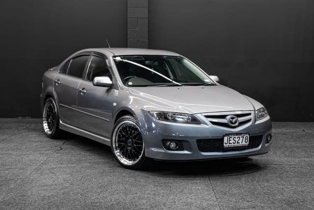 2006 Mazda Atenza JDM car for sale — photo 11 of 17