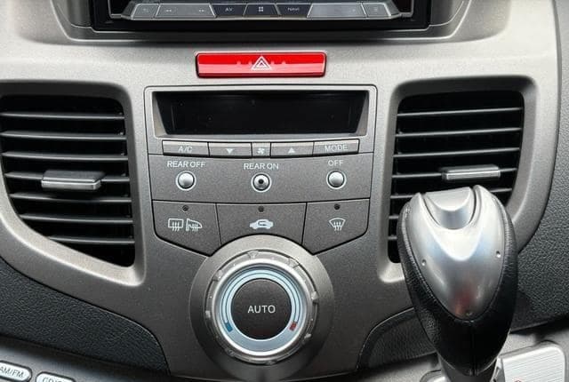 2004 Honda Odyssey JDM car for sale — photo 20 of 20