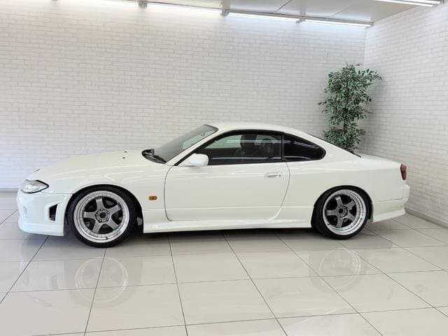 2001 Nissan Silvia JDM car for sale — photo 15 of 18