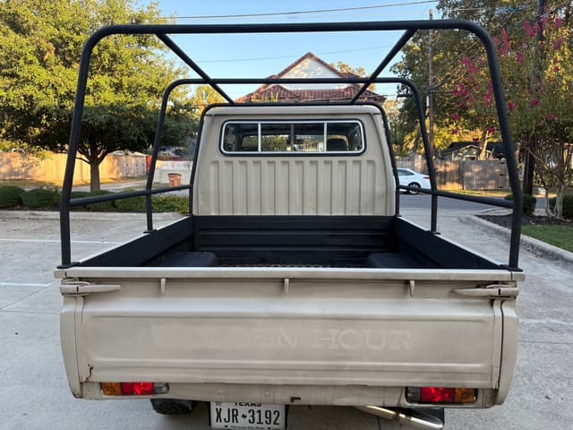 1994 Toyota HiAce JDM car for sale — photo 5 of 10