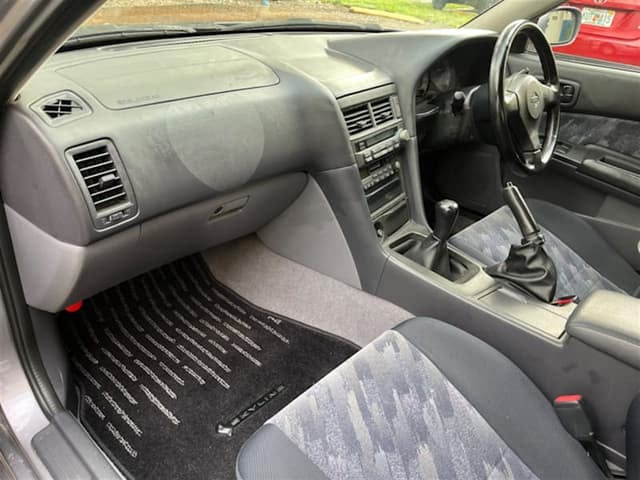 1998 Nissan Skyline JDM car for sale — photo 12 of 17