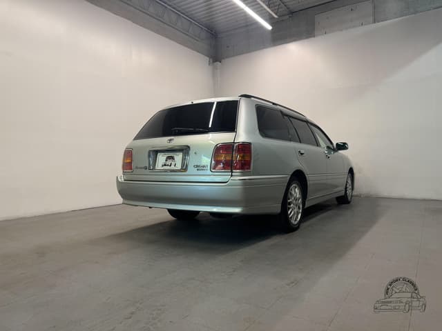 2000 Toyota Crown JDM car for sale — photo 14 of 25
