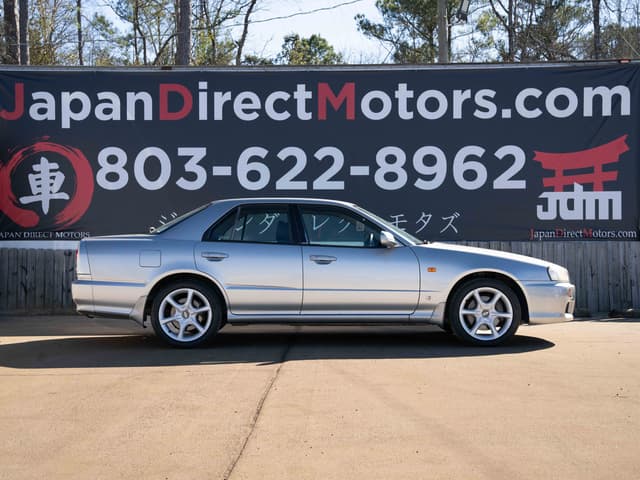 1998 Nissan Skyline JDM car for sale — photo 6 of 10