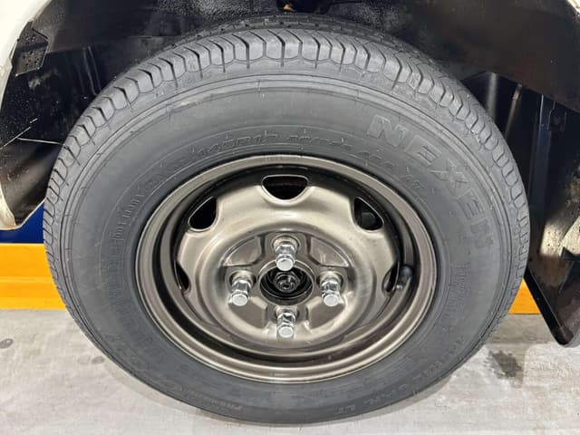 2001 Suzuki Carry JDM car for sale — photo 17 of 25