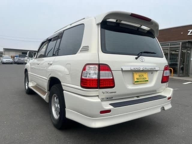 1998 Toyota Land Cruiser JDM car for sale — photo 5 of 9