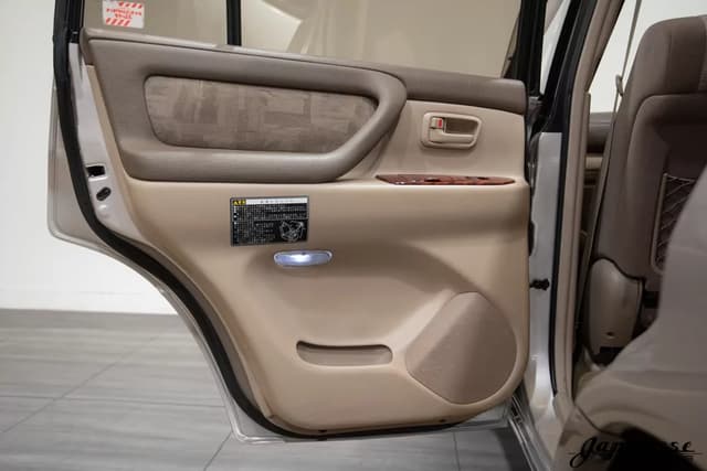 1999 Toyota Land Cruiser JDM car for sale — photo 19 of 25