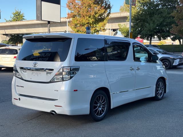 2010 Toyota Vellfire JDM car for sale — photo 5 of 16