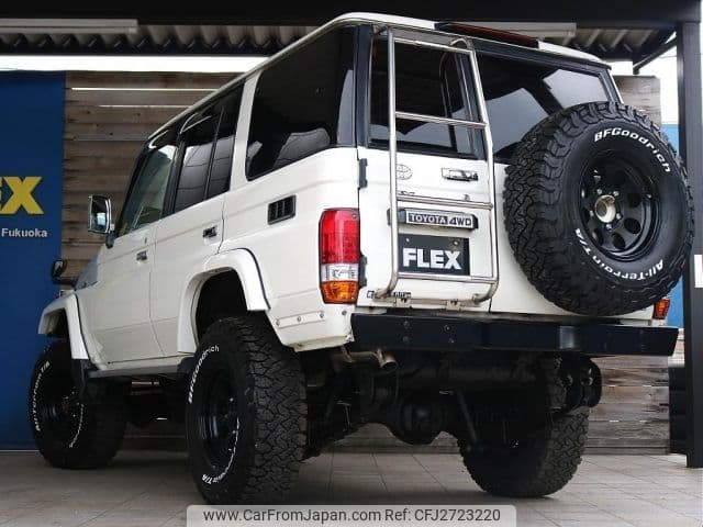 2001 Toyota Land Cruiser JDM car for sale — photo 7 of 20