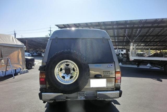 1987 Nissan Safari JDM car for sale — photo 7 of 25