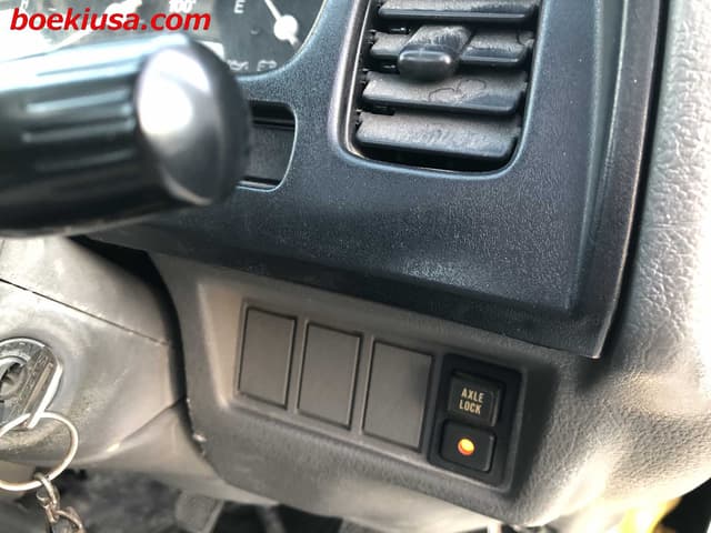 1998 Suzuki Carry JDM car for sale — photo 16 of 22
