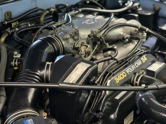 1996 Toyota Hilux Surf JDM car for sale — photo 6 of 25