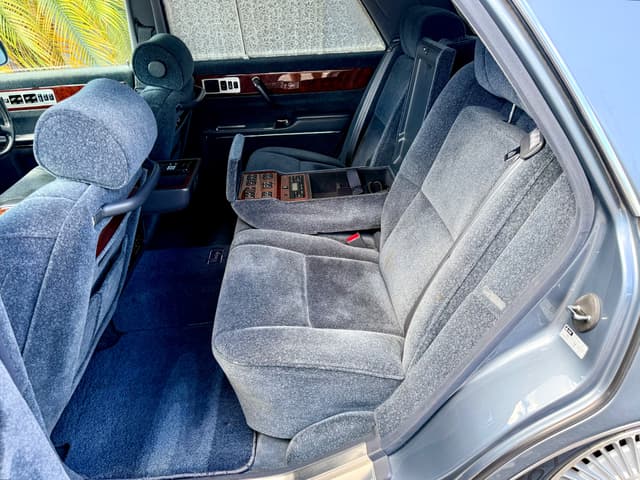 2000 Toyota Century JDM car for sale — photo 20 of 25