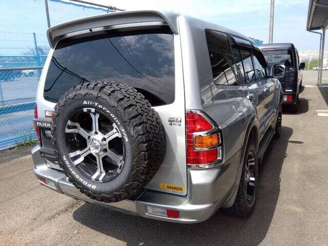 2000 Mitsubishi Pajero JDM car for sale — photo 2 of 8