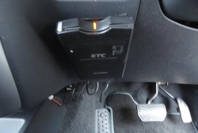 2010 Suzuki Jimny JDM car for sale — photo 17 of 25