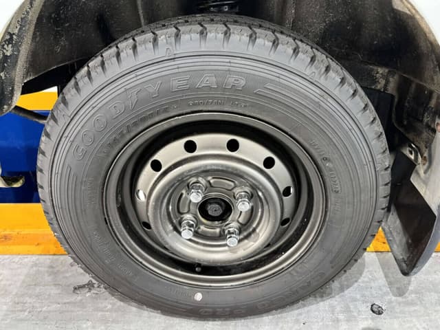 1997 Suzuki Carry JDM car for sale — photo 22 of 25