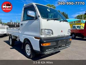 1997 Mitsubishi Minicab JDM car for sale