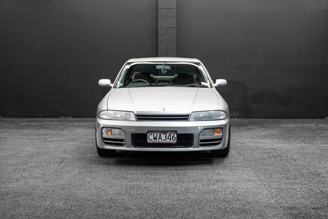 1996 Nissan Skyline JDM car for sale — photo 9 of 16