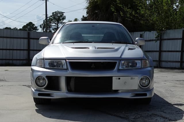 2000 Mitsubishi Lancer Evolution JDM car for sale — photo 2 of 21
