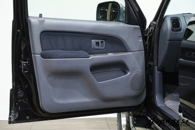 1998 Toyota Hilux JDM car for sale — photo 19 of 25