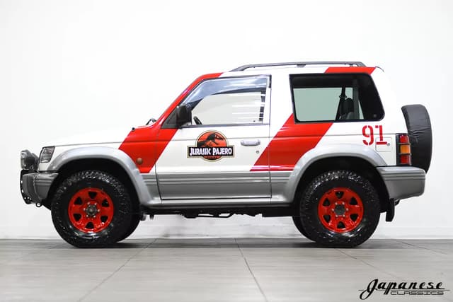 1991 Mitsubishi Pajero JDM car for sale — photo 4 of 25