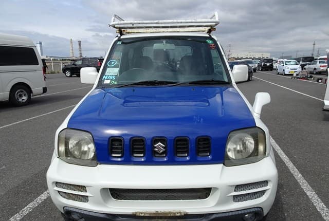 2007 Suzuki Jimny JDM car for sale — photo 8 of 25