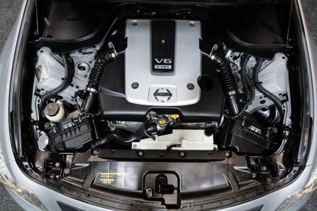 2009 Nissan Skyline JDM car for sale — photo 13 of 20