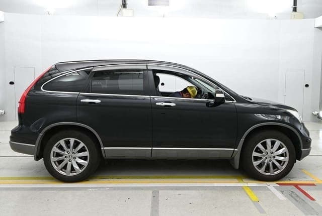 2011 Honda CR-V JDM car for sale — photo 4 of 8