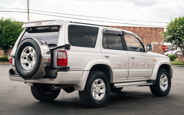 1997 Toyota Hilux Surf JDM car for sale — photo 7 of 12