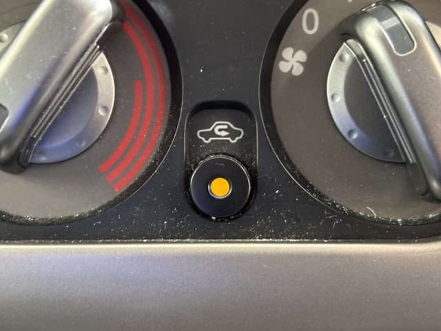2006 Nissan X Trail JDM car for sale — photo 15 of 25