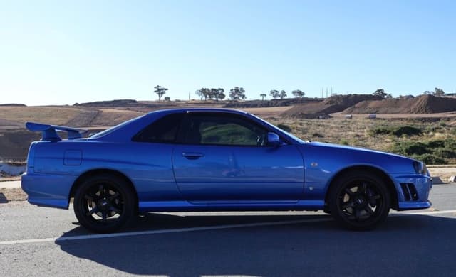 2000 Nissan Skyline JDM car for sale — photo 2 of 11
