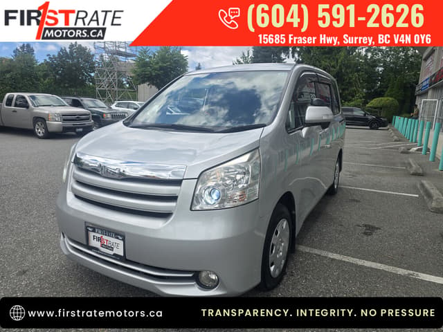 2007 Toyota Noah JDM car for sale — photo 4 of 19