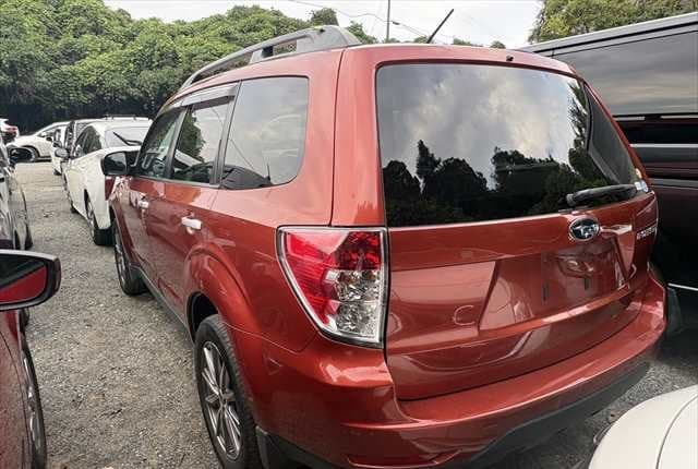 2010 Subaru Forester JDM car for sale — photo 2 of 17