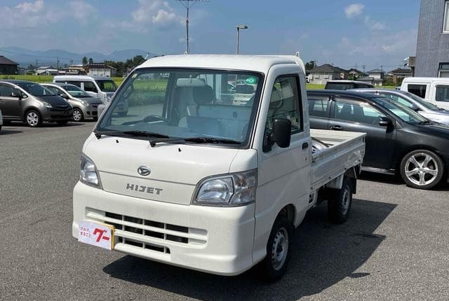 2010 Daihatsu Hijet JDM car for sale — photo 23 of 24