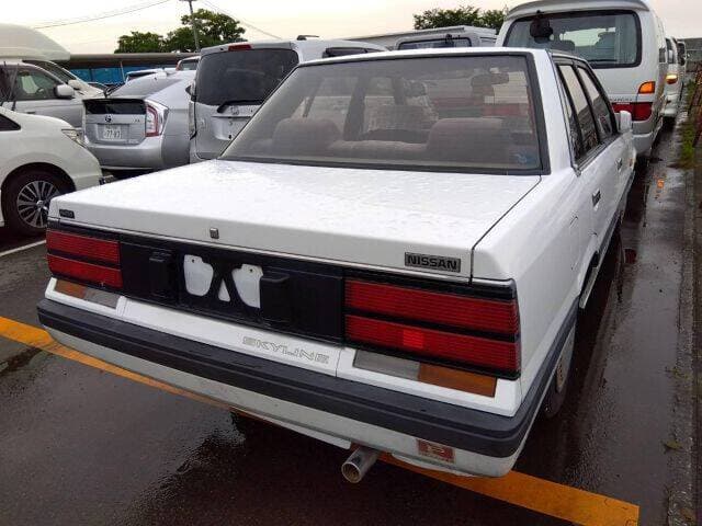 1989 Nissan Skyline JDM car for sale — photo 6 of 8
